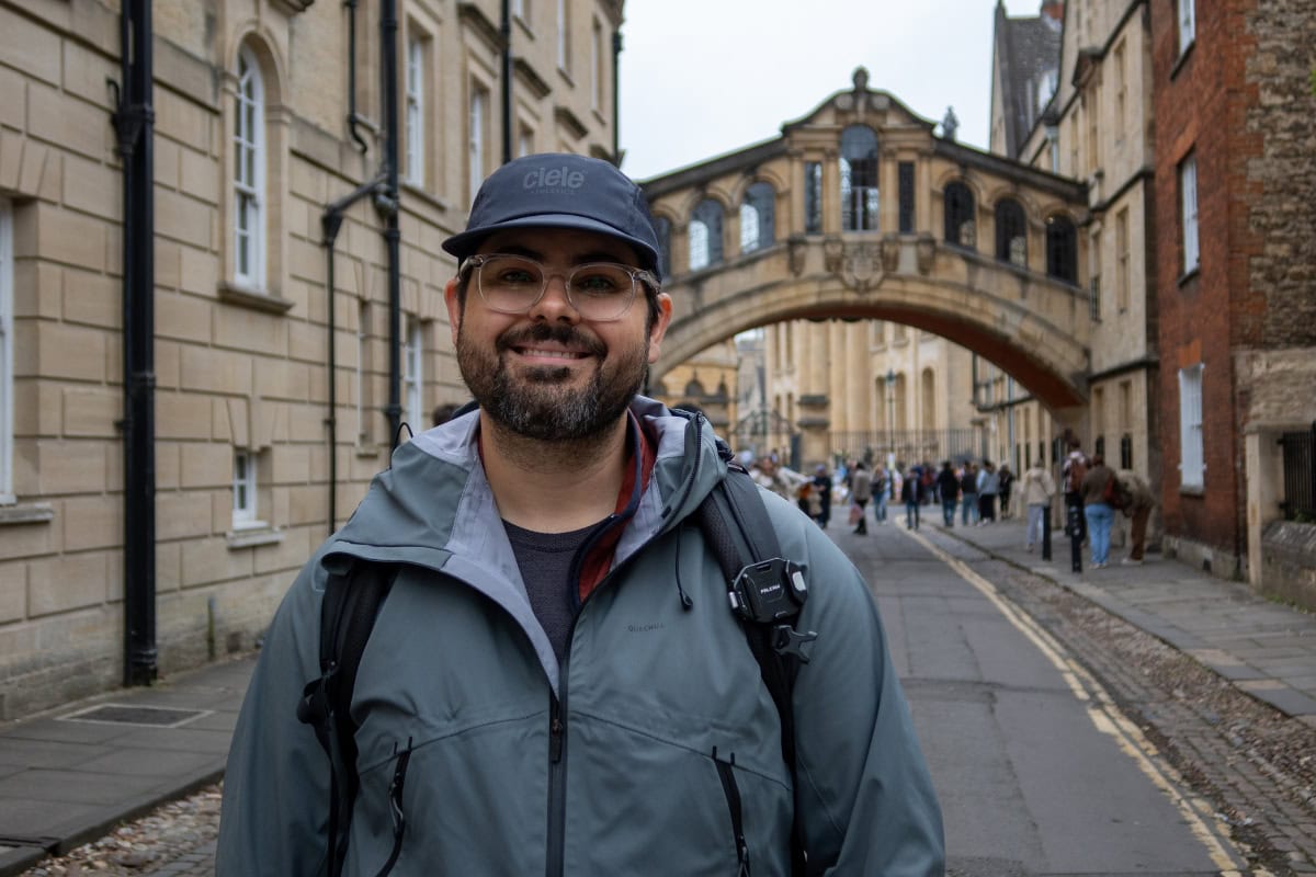 Joey standing in front of the Bridge of Sighs Hertford College Oxford