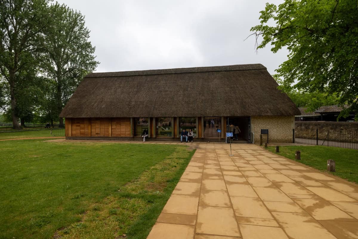 Christ Church College Oxford visitors centre exterior