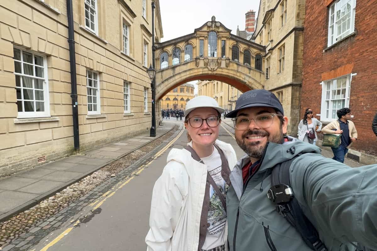 Katie and Joey selfie in front of the Bridge of Sighs Oxford
