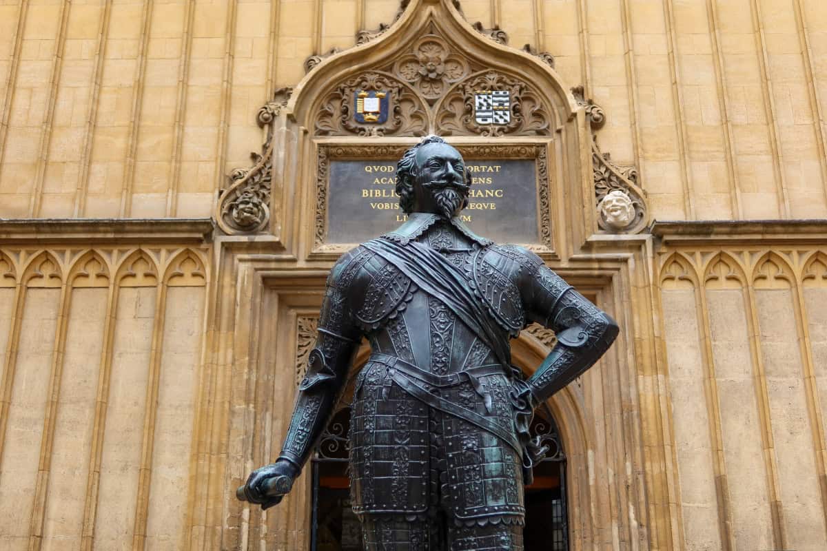 Statue of William Herbert Earl of Pembroke outside the Divinity School Oxford