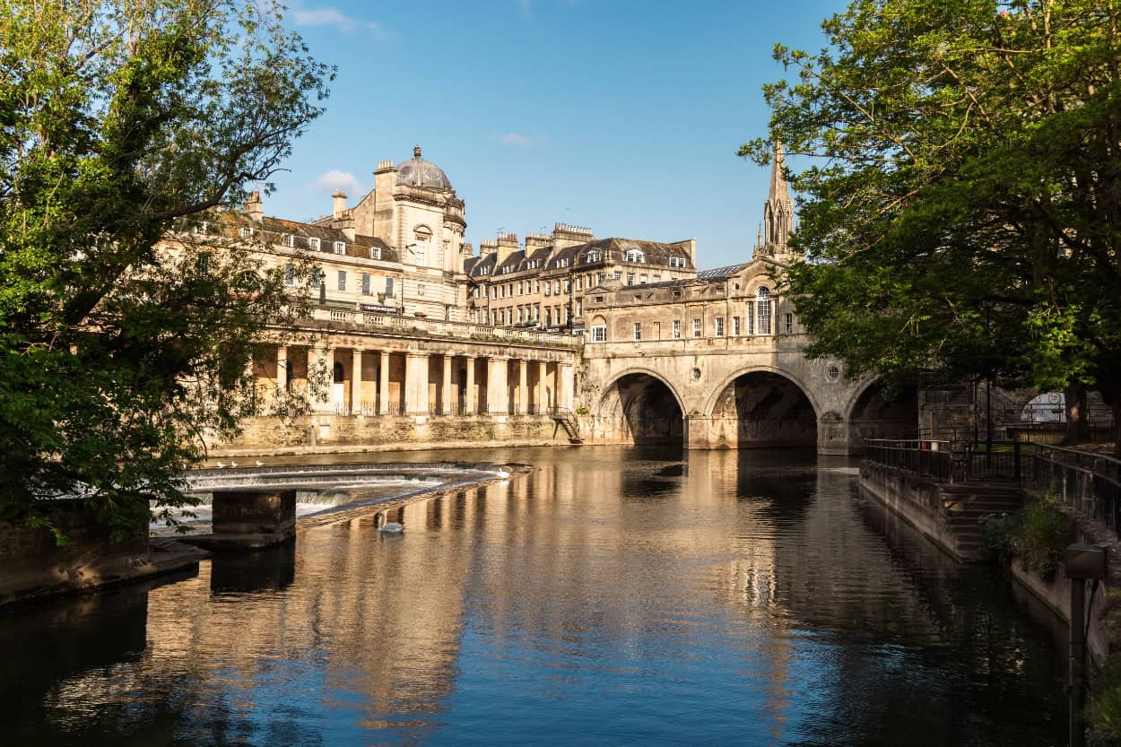 Walking path leading toward Pulteney Bridge, Bath, England