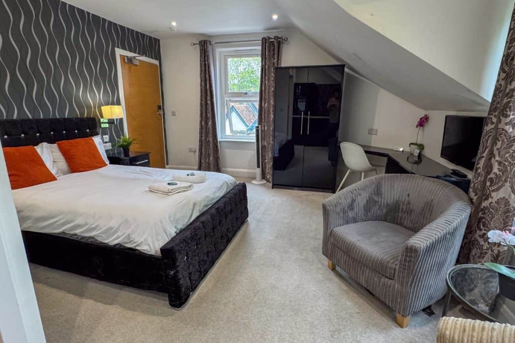 Modern city centre studio apartment Vrbo Oxford on Abingdon Road