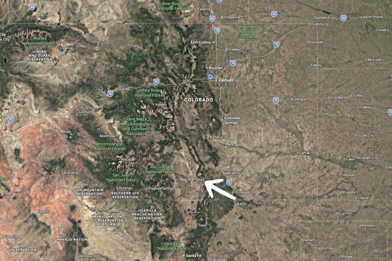 Map of Colorado with an arrow pointing to Alamosa in the San Luis Valley
